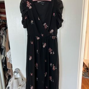 (❗️Need to sell this week -LIKE NEW) black floral dress